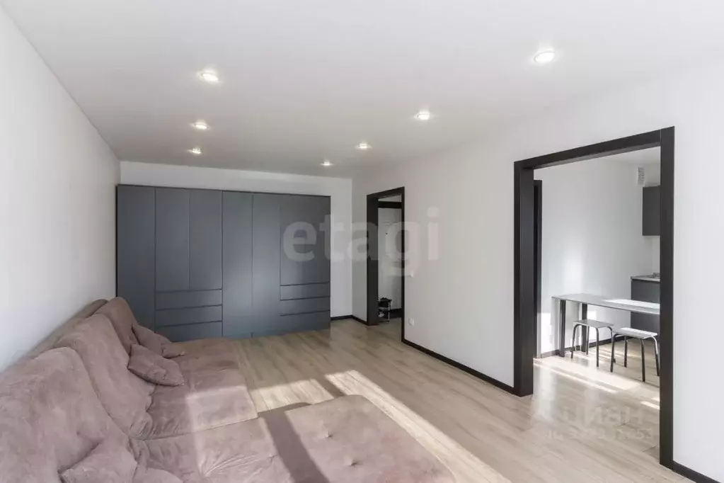 1-к кв. Тюменская область, Тюмень ул. Александра Митинского, 6 (40.9 ... - Фото 1