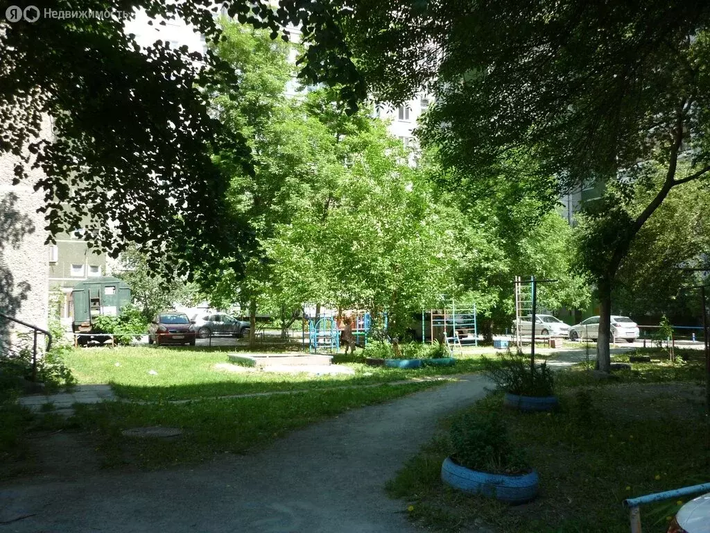 3-комнатная квартира: Екатеринбург, улица Крестинского, 53 (64.6 м) - Фото 1