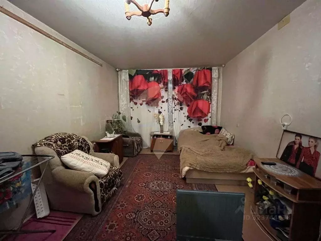 1-к кв. Белгородская область, Старый Оскол Буденного мкр, 6 (39.0 м) - Фото 0