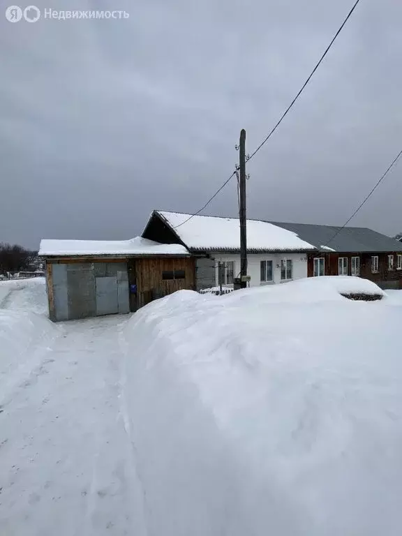 3-комнатная квартира: посёлок городского типа Шаля, улица Чкалова, 12 ... - Фото 1