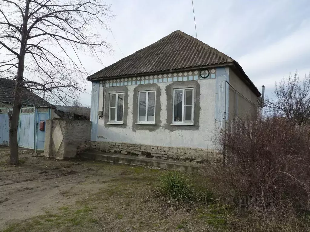 Дом в Ставропольский край, Светлоград г. Петровский муниципальный ... - Фото 0