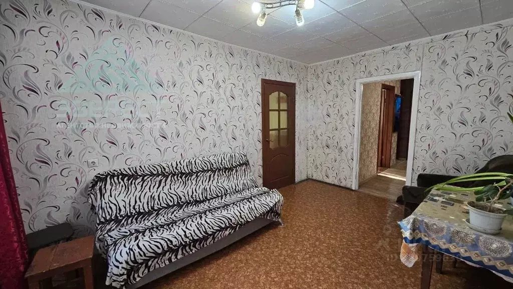 3-к кв. Хакасия, Абакан ул. Маршала Жукова, 4 (49.9 м) - Фото 1