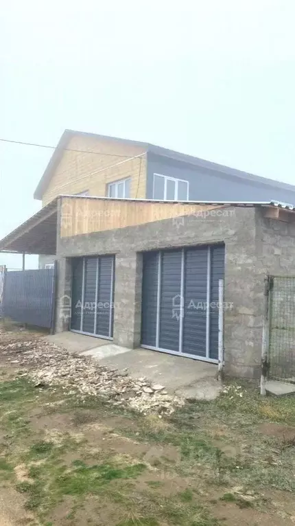 Дом в Волгоградская область, Дубовка ул. Имени Королева (208 м) - Фото 0