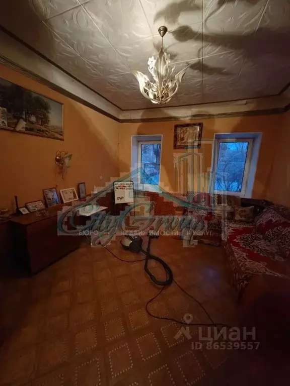 Дом в Оренбургская область, Орск просп. Никельщиков (100 м) - Фото 0