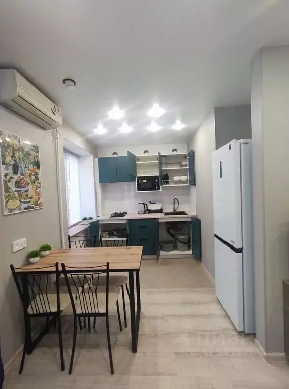 3-к кв. Крым, Симферополь ул. 60 лет Октября, 8 (70.0 м) - Фото 1