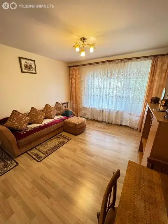 3-комнатная квартира: Улан-Удэ, проспект Строителей, 28 (62.06 м) - Фото 1