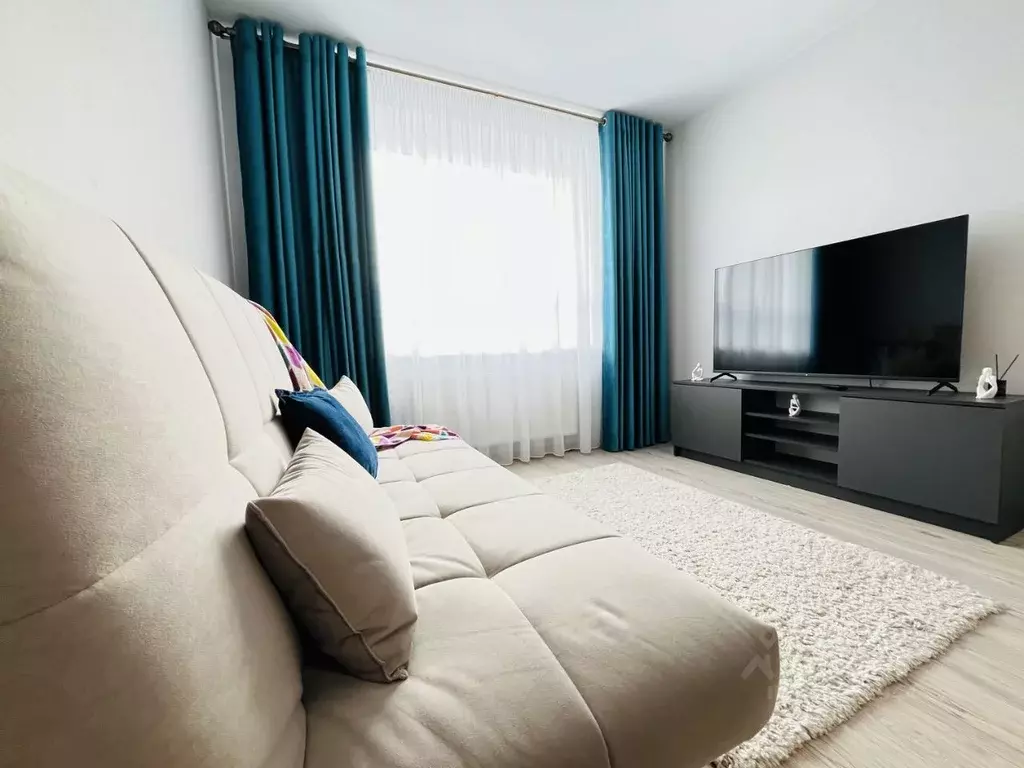 2-к кв. Удмуртия, Ижевск ул. Имени Репина, 35Ак3 (55.0 м) - Фото 2