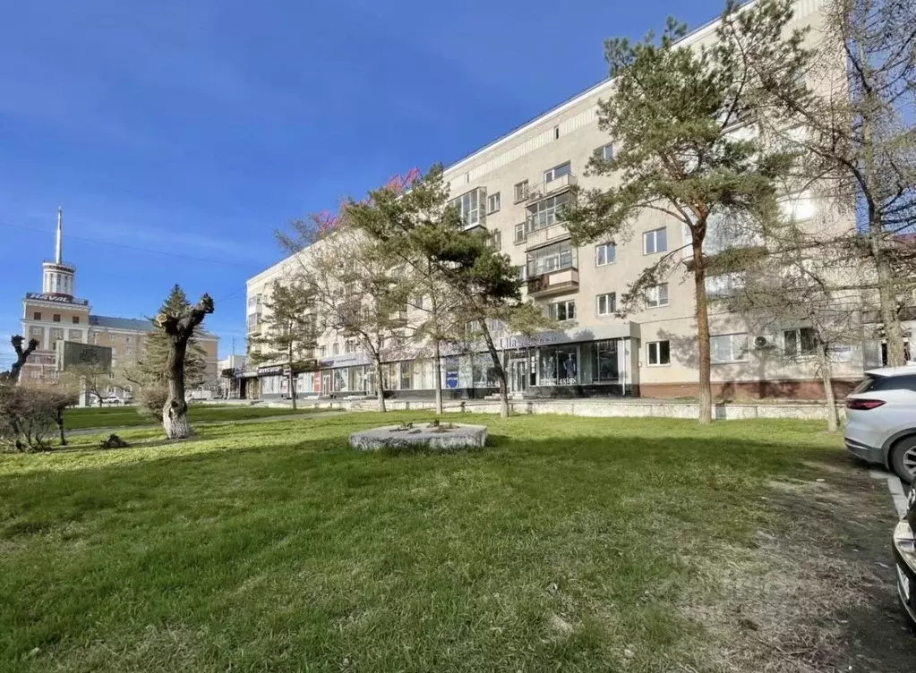 3-к кв. Омская область, Омск просп. Карла Маркса, 31 (42.0 м) - Фото 1