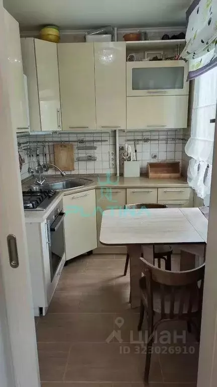 2-к кв. Татарстан, Казань ул. Хади Такташа, 93 (49.0 м) - Фото 1