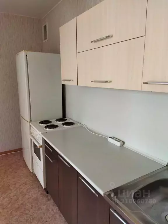 2-к кв. Челябинская область, Челябинск ул. Кузнецова, 13 (42.0 м) - Фото 0