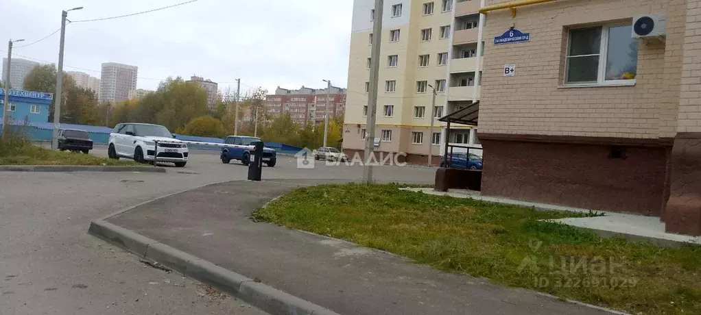 2-к кв. Калужская область, Калуга проезд 3-й Академический, 6 (52.2 м) - Фото 0