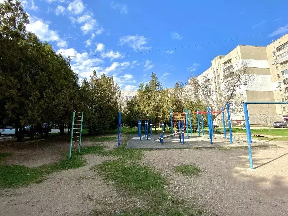 4-к кв. Крым, Армянск Имени Генерала Корявко мкр, 15 (87.2 м) - Фото 1