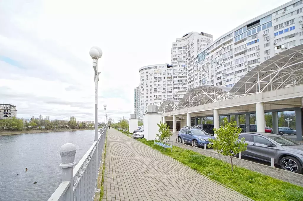 Продаётся 1-к квартира, 57.4 м - Фото 1