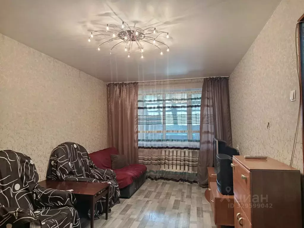 1-к кв. Крым, Симферополь бул. Ленина, 2А (30.0 м) - Фото 1