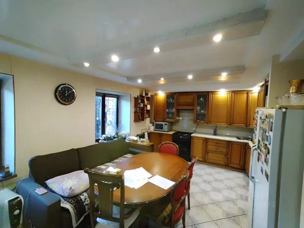 Дом в Волгоградская область, Волгоград ул. Карпинского (311 м) - Фото 1