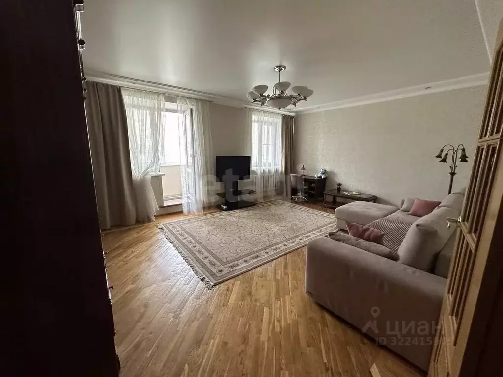 2-к кв. Мордовия, Саранск Демократическая ул., 11 (80.0 м) - Фото 1