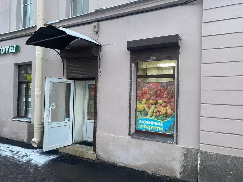 Торговая площадь в Санкт-Петербург 18-я Васильевского острова линия, ... - Фото 1