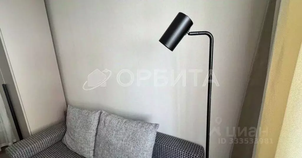 1-к кв. Тюменская область, Тюмень ул. Салтыкова-Щедрина, 3 (28.7 м) - Фото 2
