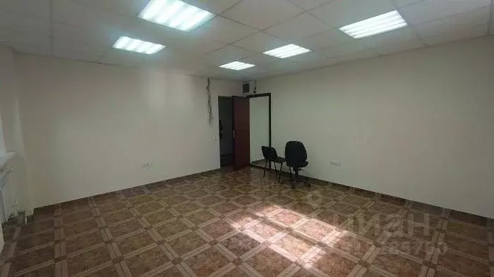 Помещение свободного назначения в Крым, Симферополь ул. Александра ... - Фото 1