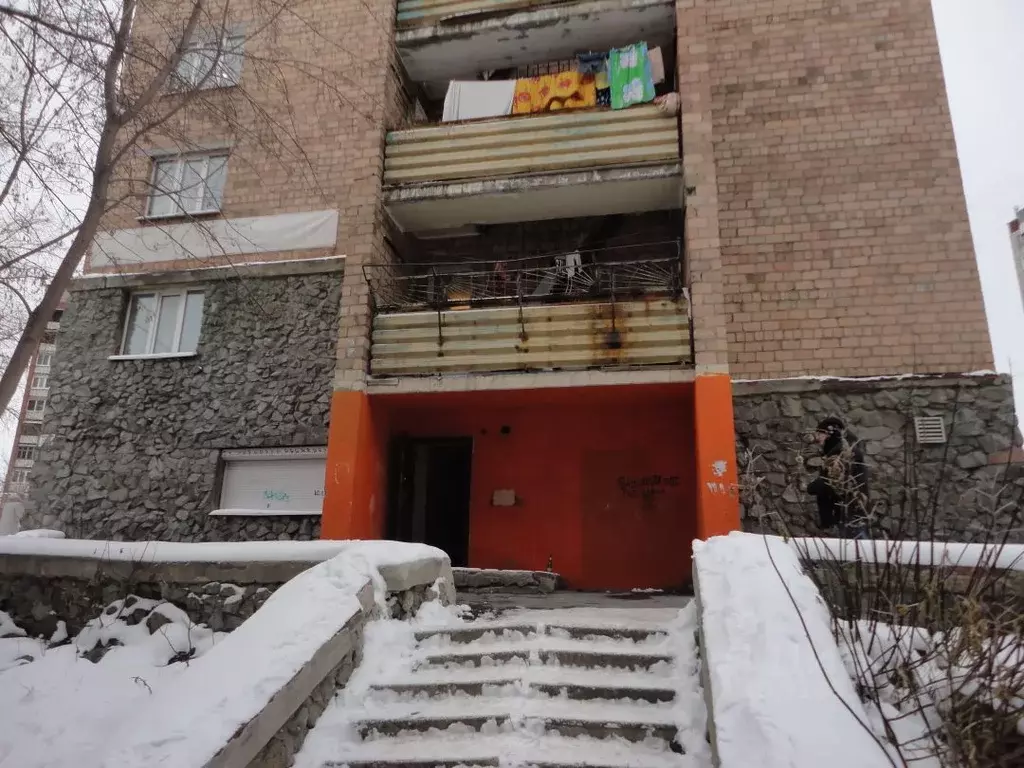 Помещение свободного назначения в Свердловская область, Екатеринбург ... - Фото 1