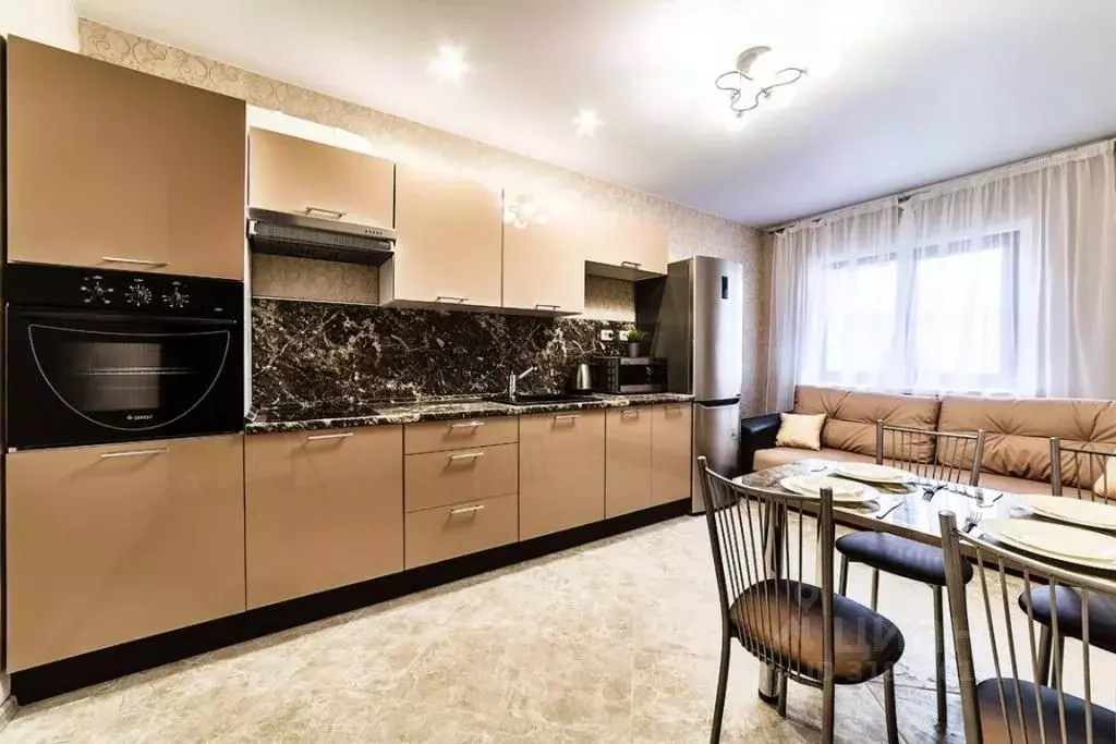 2-к кв. Татарстан, Казань ул. Галактионова, 3б (67.0 м) - Фото 0