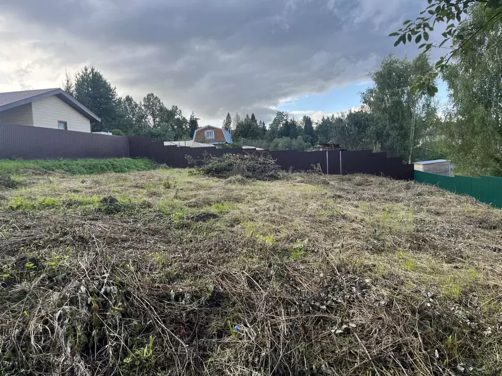 Участок в Московская область, Одинцовский городской округ, д. Аляухово ... - Фото 1