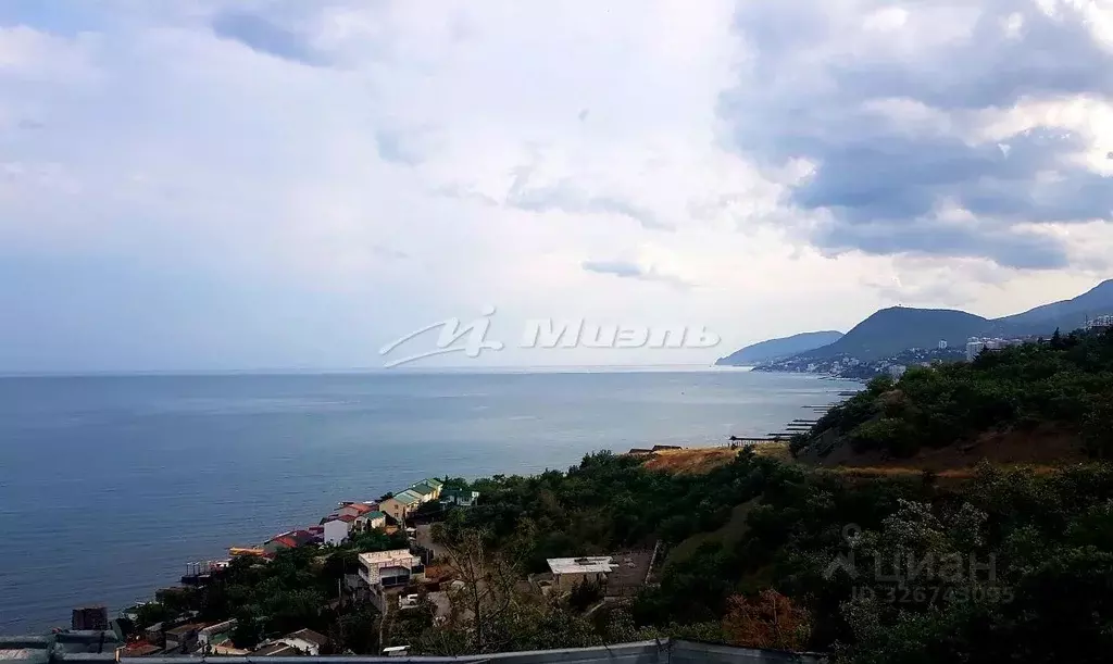 Участок в Крым, Алушта муниципальный округ, пос. Семидворье ул. ... - Фото 1