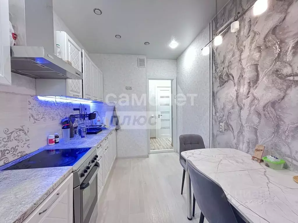 2-к кв. Ямало-Ненецкий АО, Ноябрьск ул. Энтузиастов, 5Б (54.2 м) - Фото 1