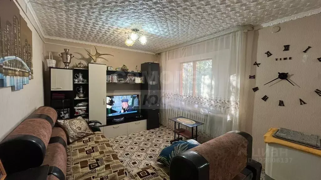 3-к кв. Оренбургская область, пос. Саракташ пер. Железнодорожный, 32 ... - Фото 1