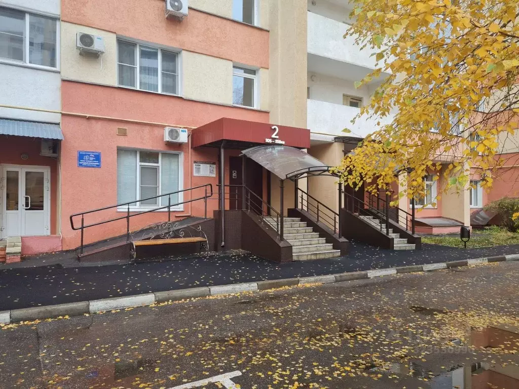 2-к кв. Пензенская область, Пенза ул. Бакунина, 137 (71.7 м) - Фото 2