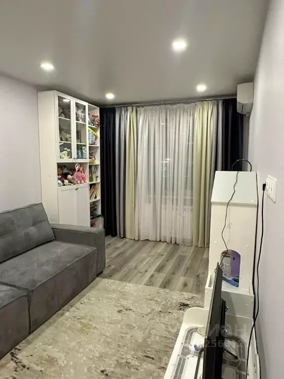 3-к кв. Санкт-Петербург Гаккелевская ул., 18к1 (70.0 м) - Фото 1