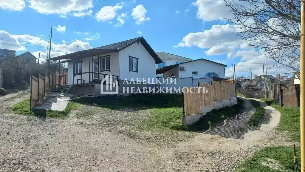 Дом в Крым, Феодосия Труд СПК, 23А (47 м) - Фото 1