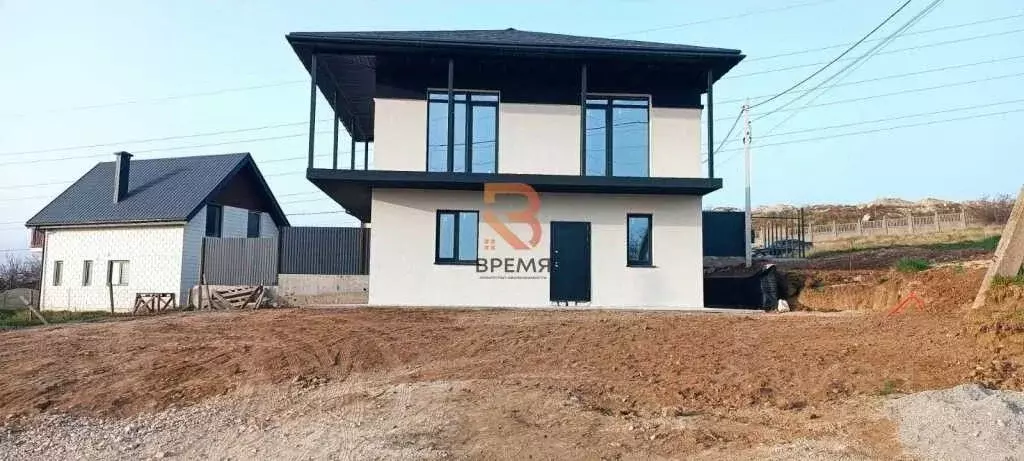 Дом в Севастополь Ленинский муниципальный округ,  (150 м) - Фото 1