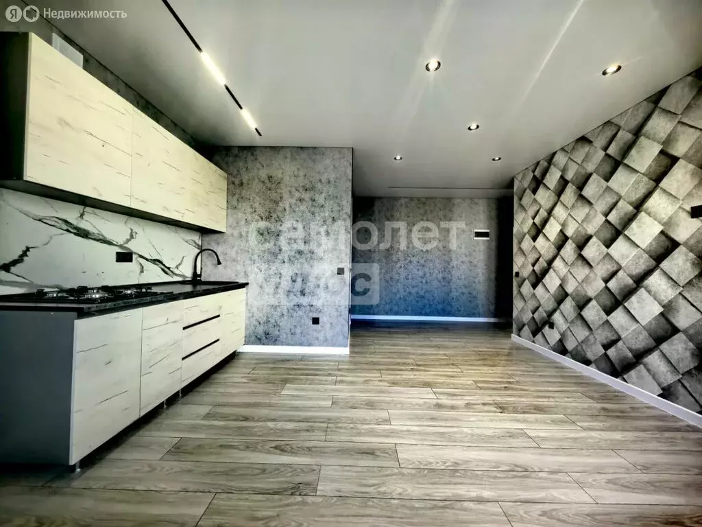 Квартира-студия: Волгоград, улица Добрушина, 49 (29 м) - Фото 2