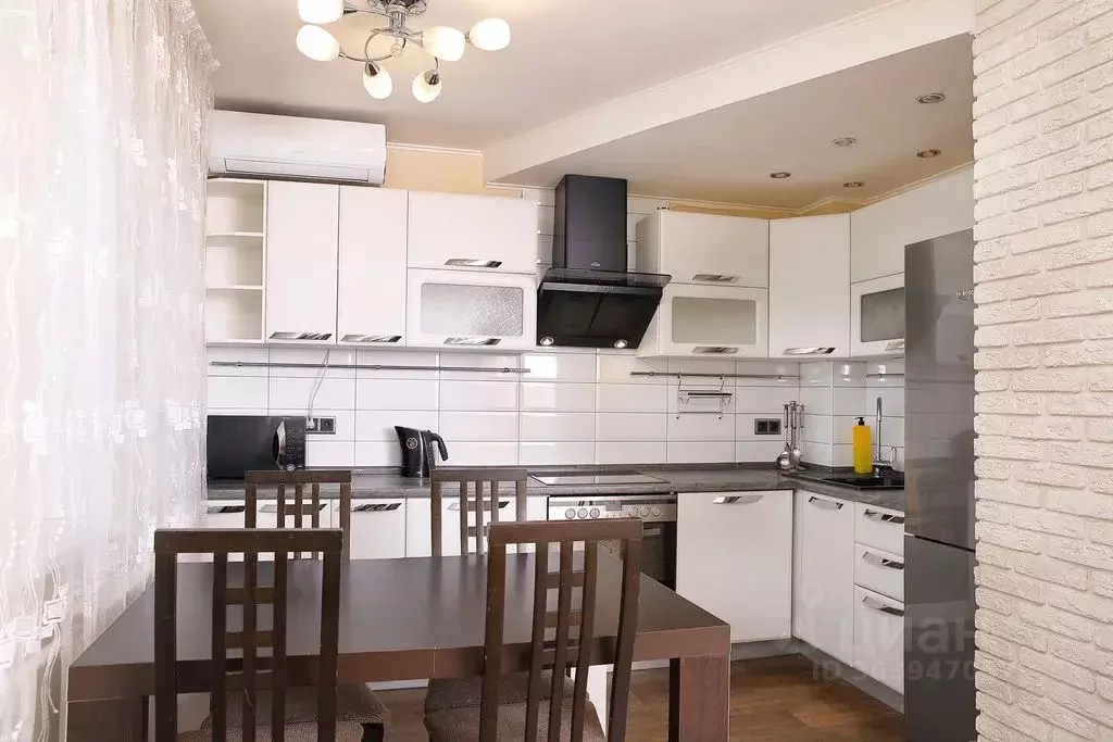 1-к кв. Красноярский край, Красноярск 9 Мая ул., 65 (50.0 м) - Фото 0