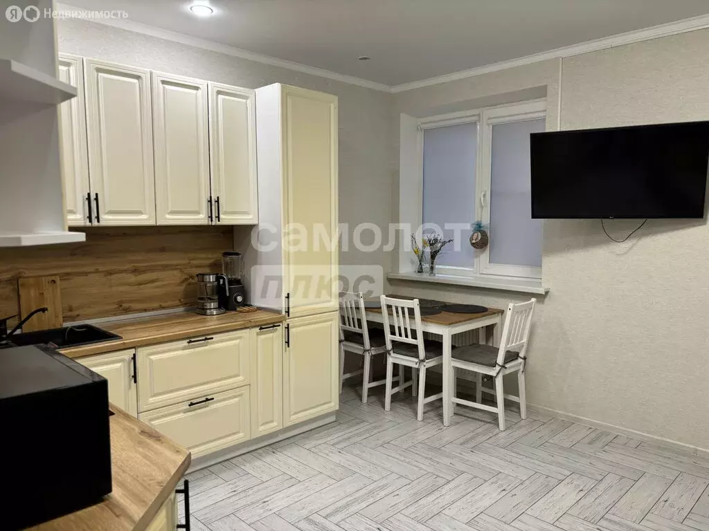2-комнатная квартира: Ставрополь, улица Доваторцев, 77к2 (70 м) - Фото 0