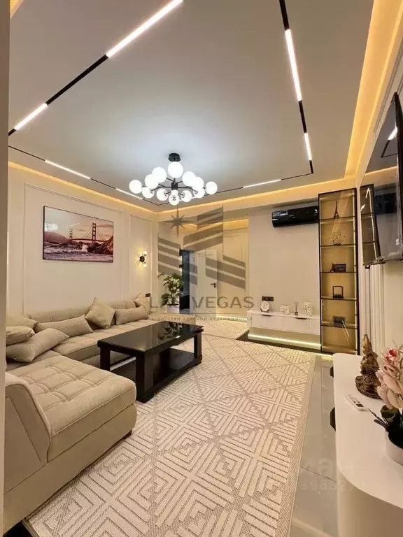 3-к кв. Татарстан, Казань ул. Галиаскара Камала, 49 (90.0 м) - Фото 0
