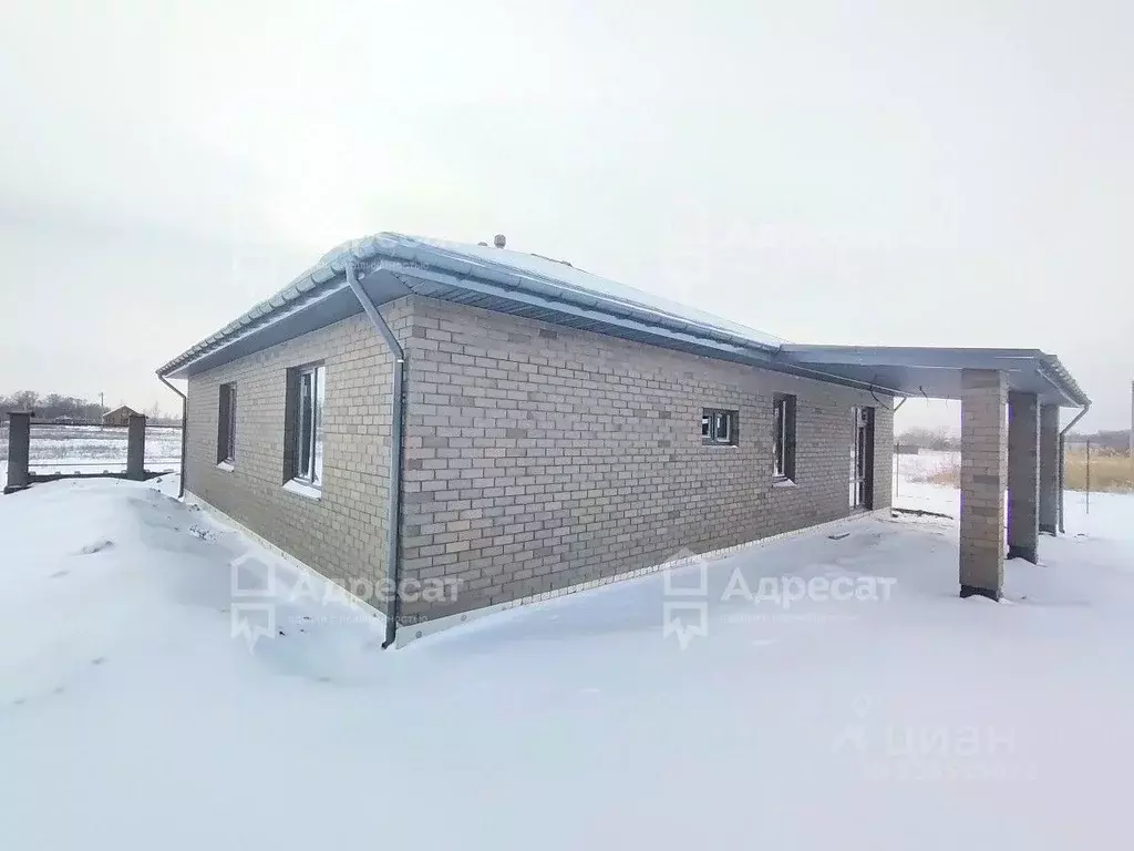 Дом в Волгоградская область, Краснослободск Среднеахтубинский район, ... - Фото 1