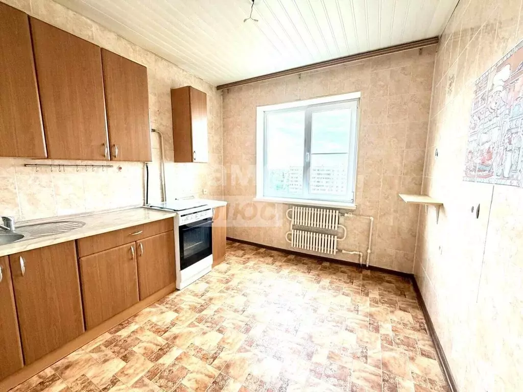 3-к кв. Омская область, Омск ул. Дианова, 7 (64.0 м) - Фото 1