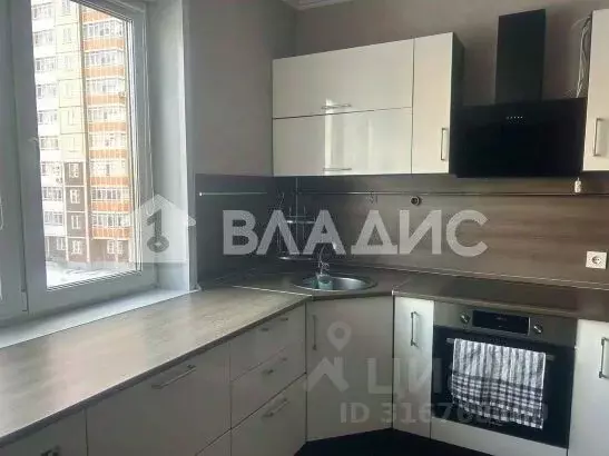 2-к кв. Красноярский край, Красноярск Караульная ул., 48 (69.0 м) - Фото 0