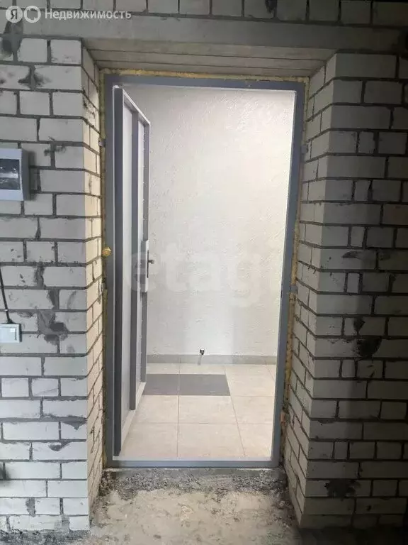 1-комнатная квартира: Саратов, улица имени Михаила Булгакова, 8 (39.1 ... - Фото 2