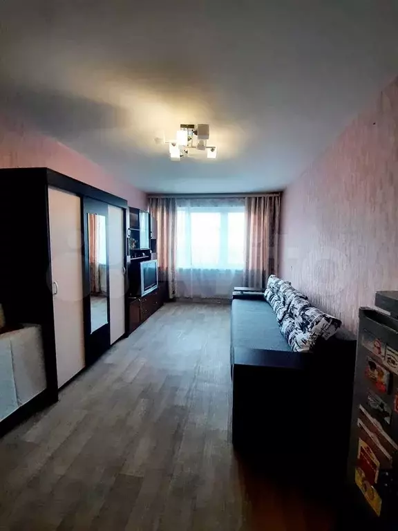 Комната 18 м в 3-к., 6/9 эт. - Фото 1