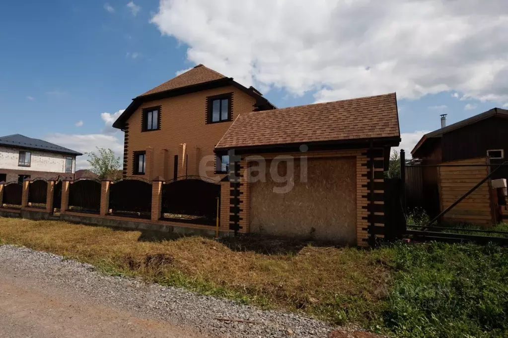 Дом в Татарстан, Альметьевск ул. Кленовая, 44 (360 м) - Фото 1