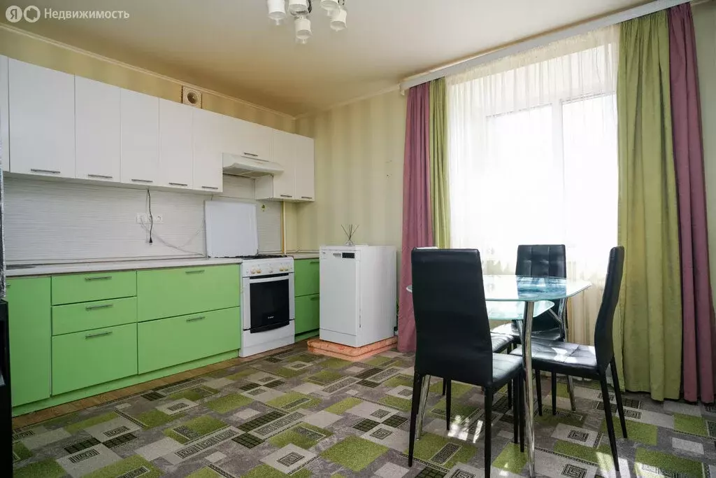 3-комнатная квартира: Осиново, улица 40 лет Победы, 14 (92.4 м) - Фото 1