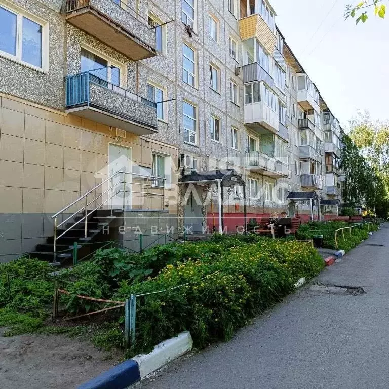 3-к. квартира, 60 м, 1/5 эт. - Фото 0