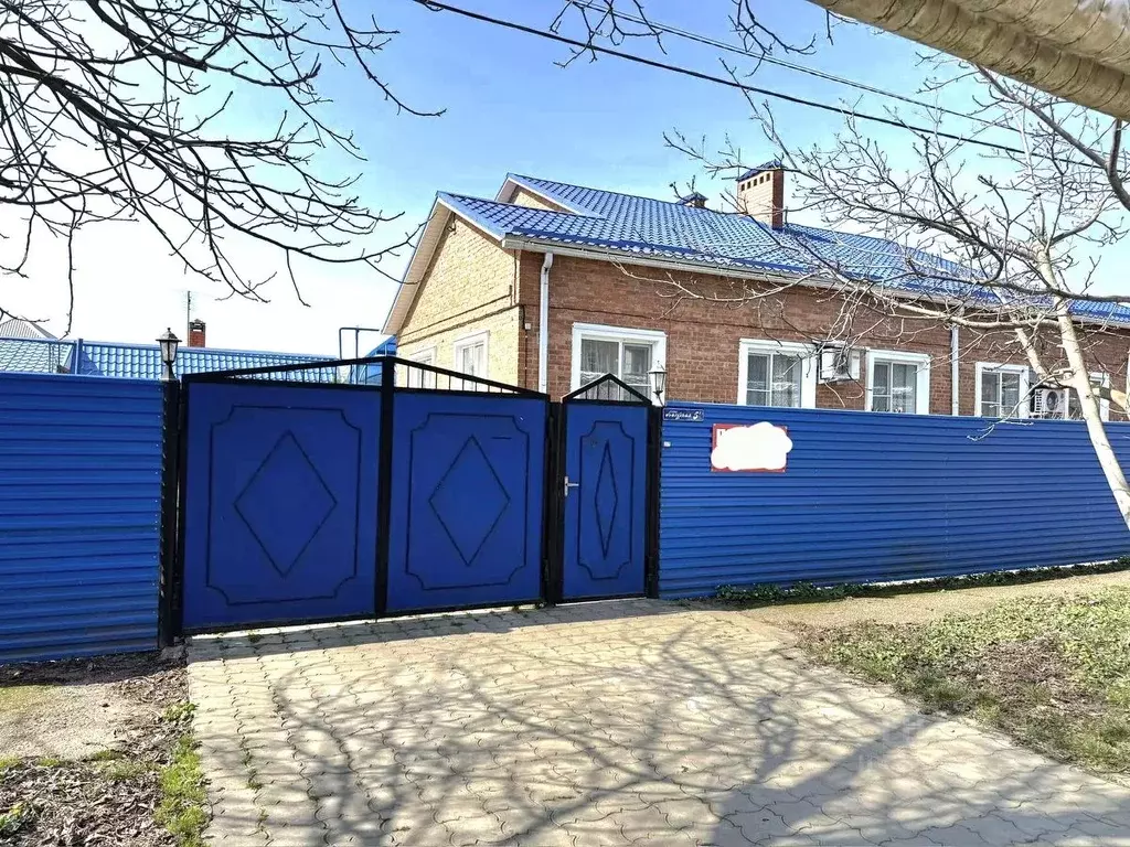 Дом в Краснодарский край, Белореченск пл. Центральная (157 м) - Фото 1