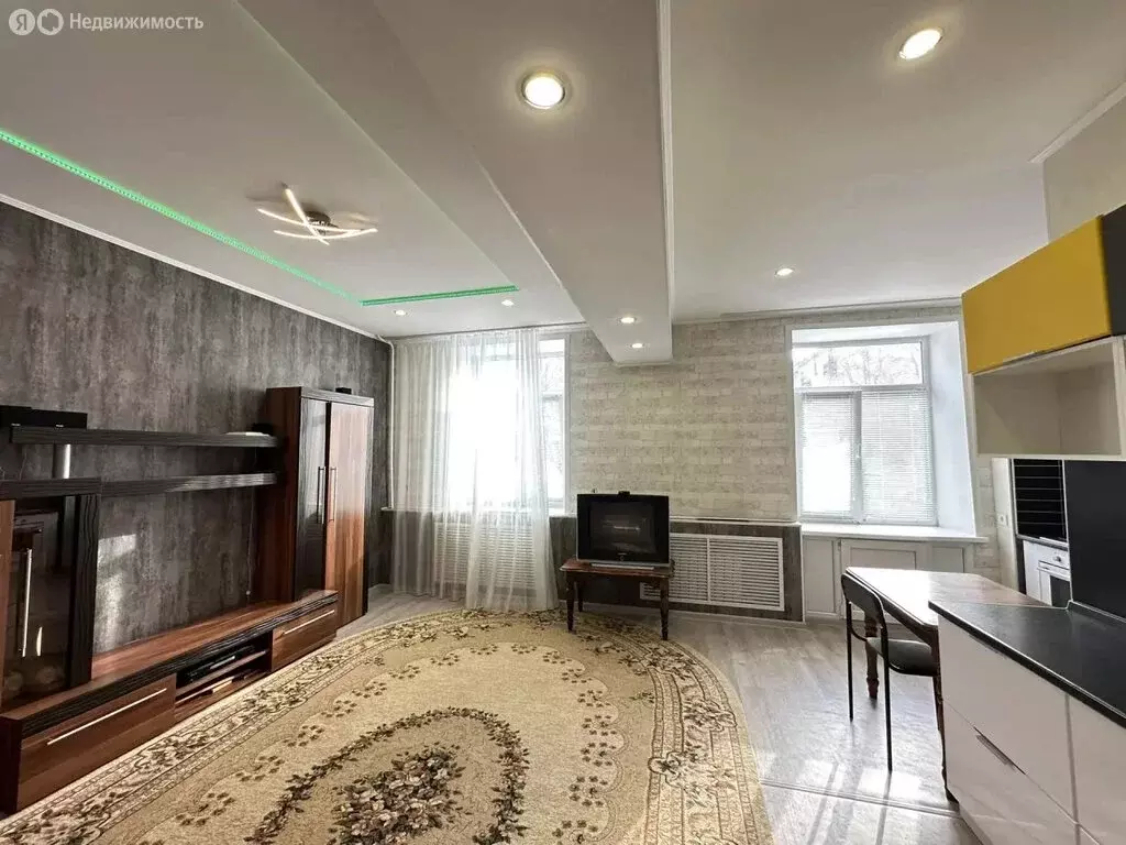 2-комнатная квартира: Березники, улица Олега Кошевого, 6 (58.7 м) - Фото 1