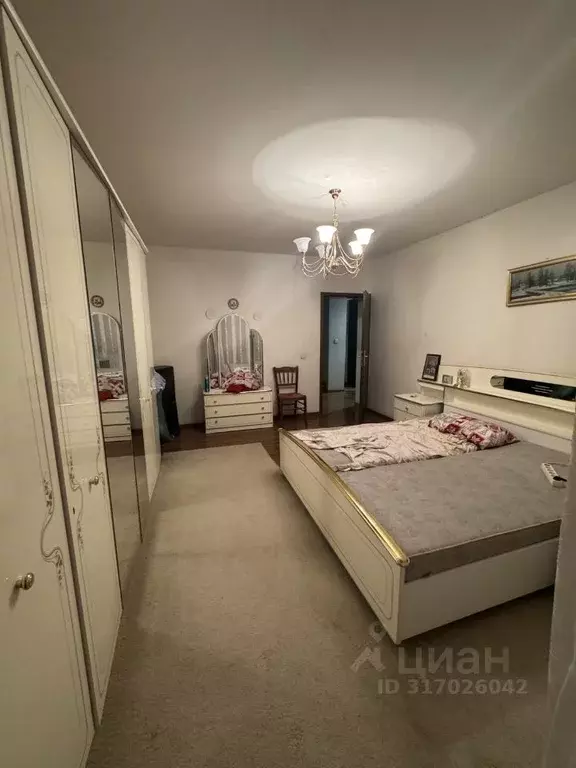5-к кв. Самарская область, Самара Чапаевская ул., 140 (178.7 м) - Фото 0