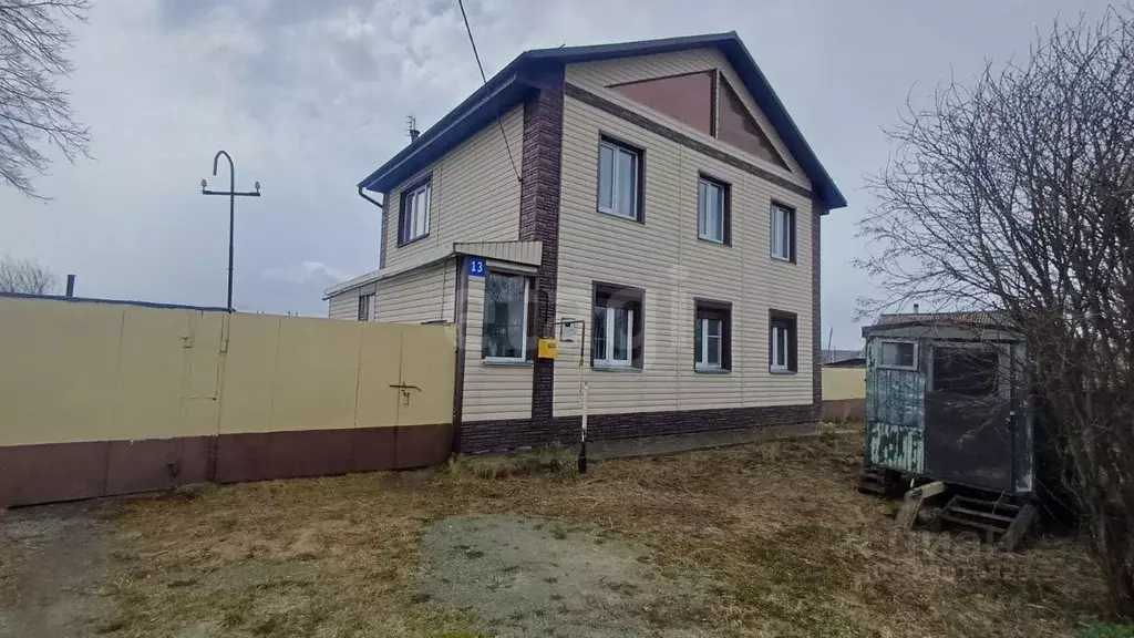 Дом в Челябинская область, Чебаркульский муниципальный округ, пос. ... - Фото 1
