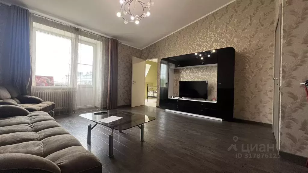 3-к кв. Санкт-Петербург ул. Черняховского, 30а (100.0 м) - Фото 0